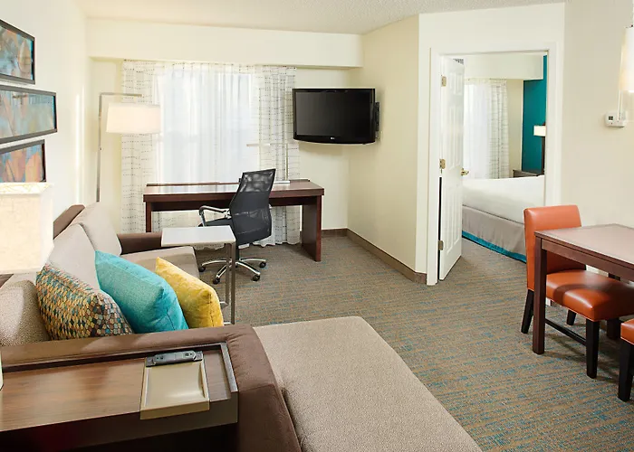 By Marriott Chicago O'hare Hotel